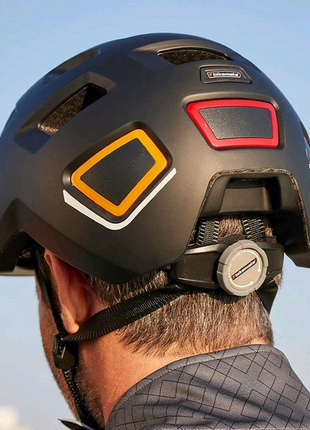 Шолом німецький із поворотниками s-м 54-58 см bikemate