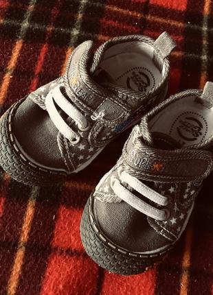 Дитячі кросівки 3