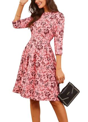 Брендовое платье с пышной юбкой "shein" розовое с цветочным принтом. размер m.