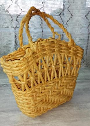 Бежевая, соломенная, плетеная сумка, корзина