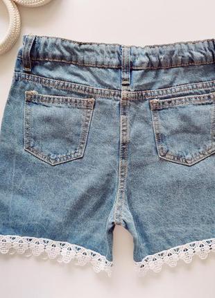 Красивые джинсовые шорты для девочки артикул: 197273 фото
