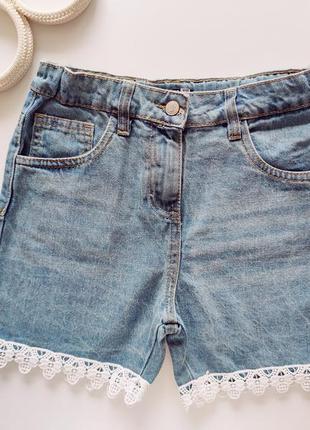Красивые джинсовые шорты для девочки артикул: 197271 фото
