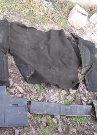 Ford scorpio хетчбек комплект обшивок багажника.