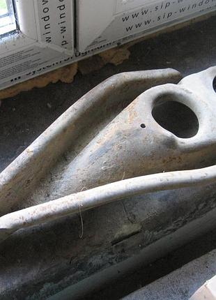 Ford escort mk3 важіль задньої підвіски поперечний.