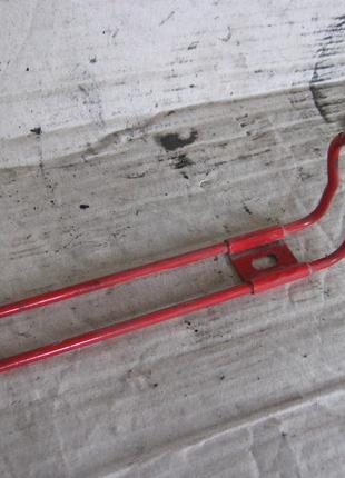 Кронштейн вогнегасника ford.