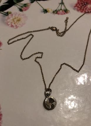 Цепочка з підвіскою камінчиком