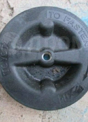 Тримач запаски toyota camry acv40