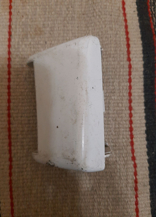 Кришка петлі задньої двері peugeot partner