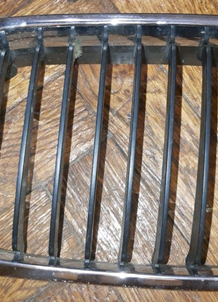Решітка радіатора ніздря бмв bmw