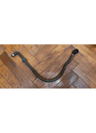 Шланг патрубок системи охолодження нижній mercedes w205