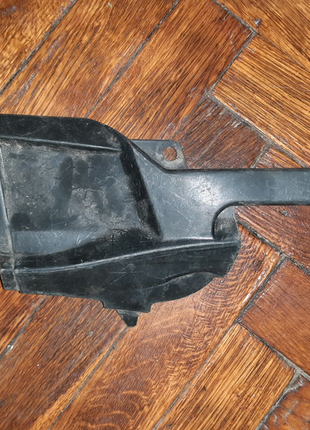 Водосток капота mercedes w140
a1408360374