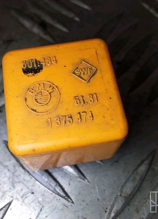 Реле bmw e34 e36 1375474
