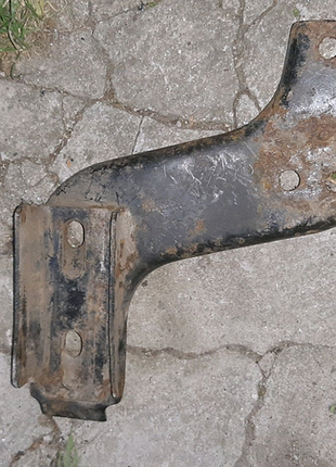 Кронштейн заднього бампера mitsubishi l200 mn146228