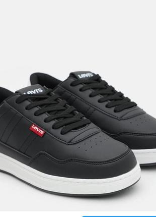 Кроссовки демисезонные