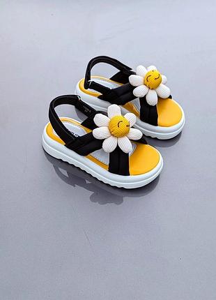 Босоножки для девочек