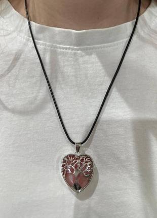 Натуральный камень розовый кварц в оправе "древо жизни в сердце" на шнурке - подарок девушке3 фото