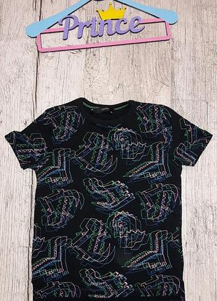 Футболка в динозавры