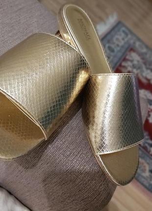 Шльопанці, слайди michael kors