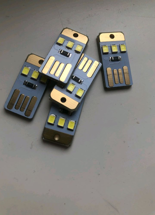 Кишеньковий usb ліхтарик