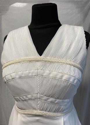 Жіноча біла сукня reiss4 фото