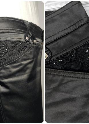 Черные атласные брюки женские р.46-48 брюки черные женские блестящие3 фото