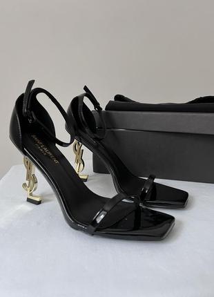 Босоножки Saint Laurent logo-plaque chevron-quilt shoulder bag, босоножки ysl,ив сен лоран ив сен лоран, туфлы ив сен лоран8 фото