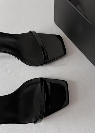 Босоножки Saint Laurent logo-plaque chevron-quilt shoulder bag, босоножки ysl,ив сен лоран ив сен лоран, туфлы ив сен лоран6 фото