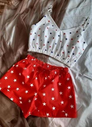 Бавовняна піжама з зірочками, піжамний комплект-червоні шорти з карманами та білий топ.4 фото