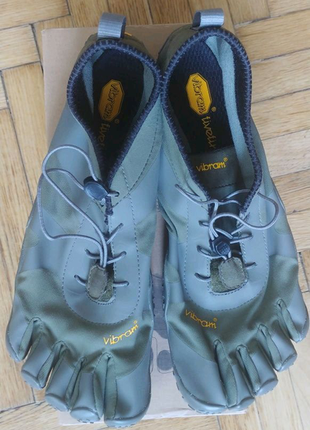 Vibram fivefingers men's v-alpha hiking shoes