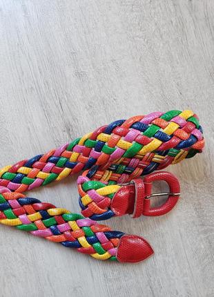 Ремінь, пояс різнокольоровий, яскравий.