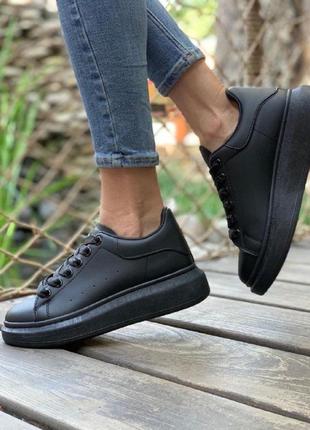 Жіноче взуття маквин чорні3 фото