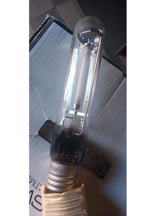 Лампа днат 250-5 ссср е40