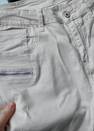 Белые джинсовые шорты3 фото