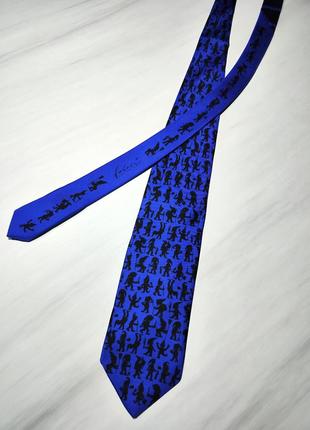 Виробництво італія синя краватка з оригінальним принтом🔥

100% шовк