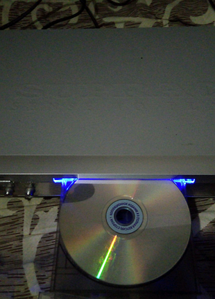 Dvd проигрыватель video karaoke 
 в отличном состоянии