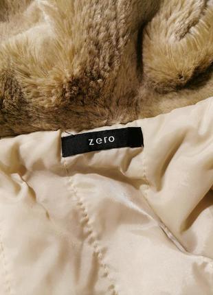 Песочная куртка демисезонная пальто на синтепоне zero миди с меховым капюшоном9 фото