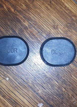 Заглушка дверцят автомобіля