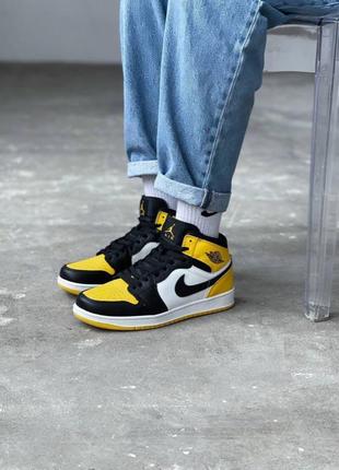 Кросівки air jordan 1 high yellow black3 фото