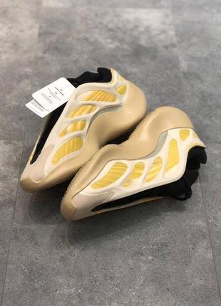 Adidas yeezy 700 v37 фото