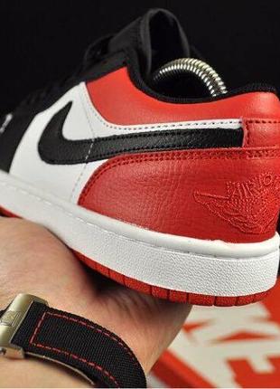 Кросівки чоловічі nike air jordan 1 low black & white & red8 фото