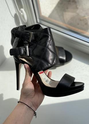 Стильні босоніжки nine west brakedance 40 heels strip dance