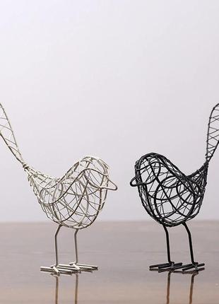 Фігурки птахів resteq залізні 3шт., чорна, біла, золота, 23x20 см. плетені птахи для декору із заліза. статуетка для декору1 фото