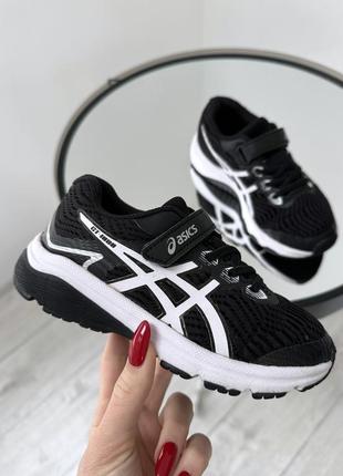 Отличные кроссовки  asics gt10002 фото