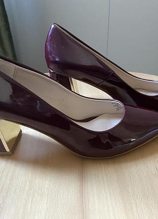 Туфли лаковые zara
