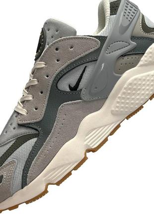 Мужские кроссовки nike air huarache runner gray olive7 фото