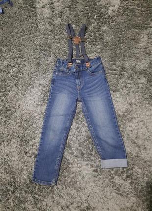 Новые широкие джинсы на подтяжках 5-6 лет
