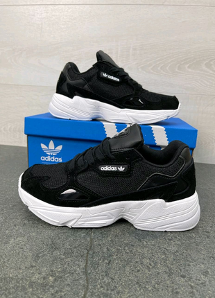 Жіночі кросівки adidas originals falcon w black/white