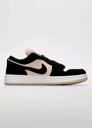 Жіночі кросівки nike jordan 1 low pink black4 фото