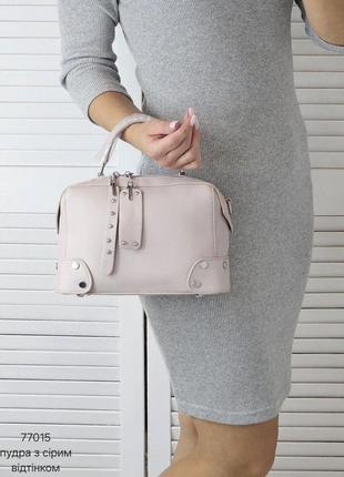 Женская стильная и качественная сумка из эко кожи на 2 отдела серо-пудровый4 фото