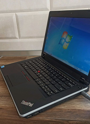 Lenovo thinkpad/i3 2.27ghz/4gb ram/intel hd graphics/320gb hdd2 фото